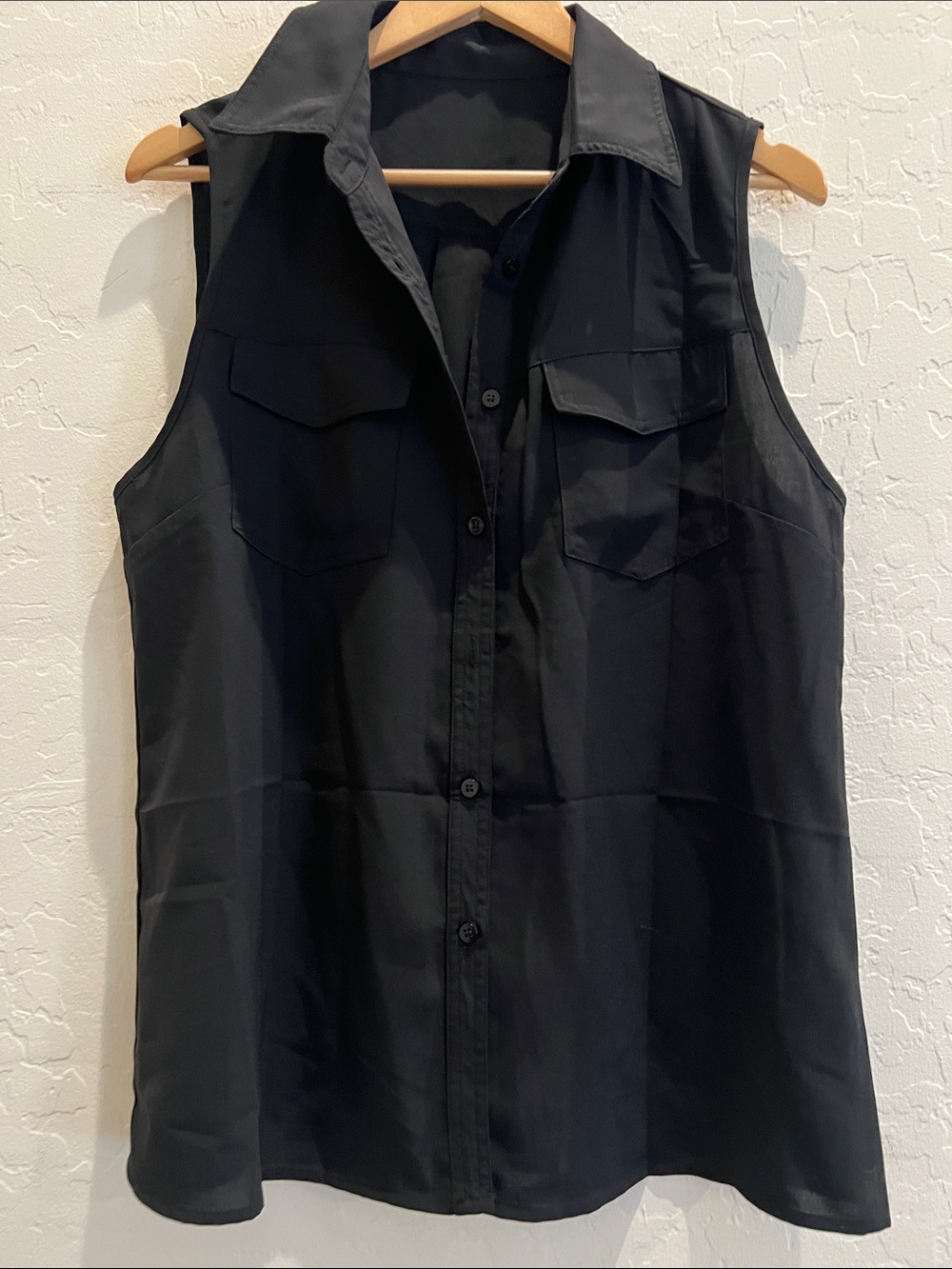 NWOT SZL Sleeveless Button-Up Shirt - Black